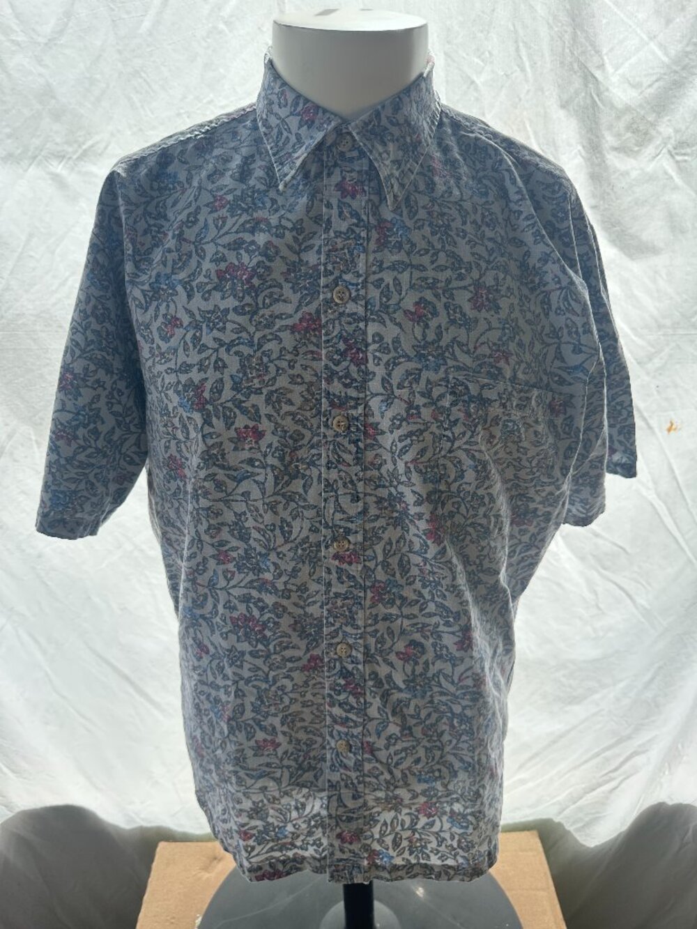 Vintage Tori Richard Men's Blue Floral Pattern Cotton Hawaiian Shirt XL